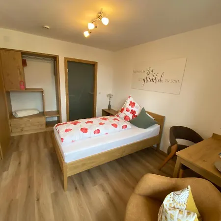 - - Adler Bed & Breakfast Weiler-Simmerberg